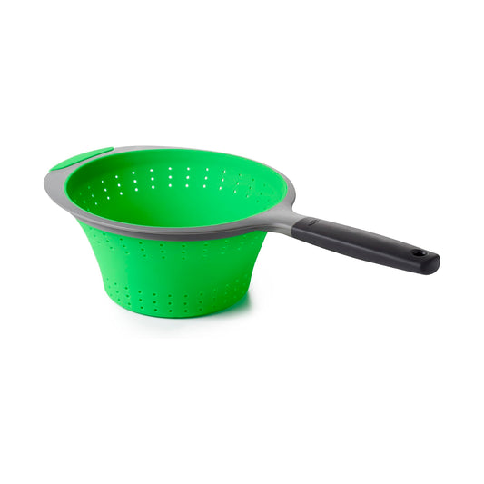 OXO Good Grips - Colador plegable de silicona, 2 cuartos de galón, color verde